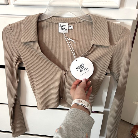 Beige Zip Up Crop Top with Collar - Picture 1 of 2